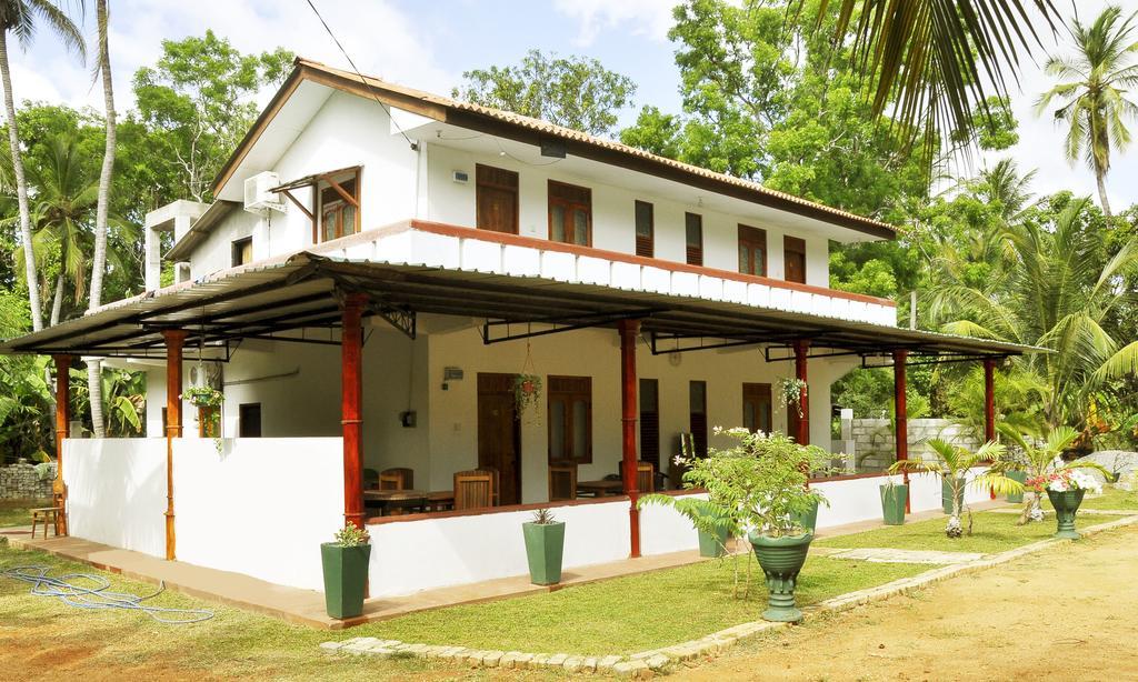 Hotel Flamingo Anuradhapura Exterior foto